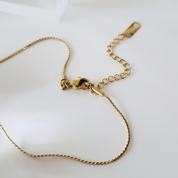 NEW Gold Natural Shell Heart Necklace - Picture 5 of 7